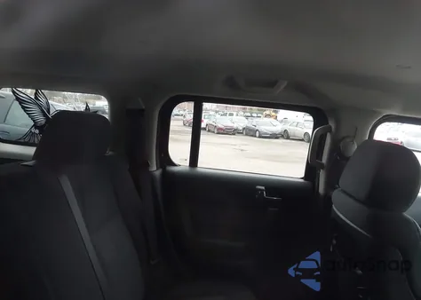 2006 Hummer H3 Suv из США, поврежденный, VIN 5GTDN136468299634